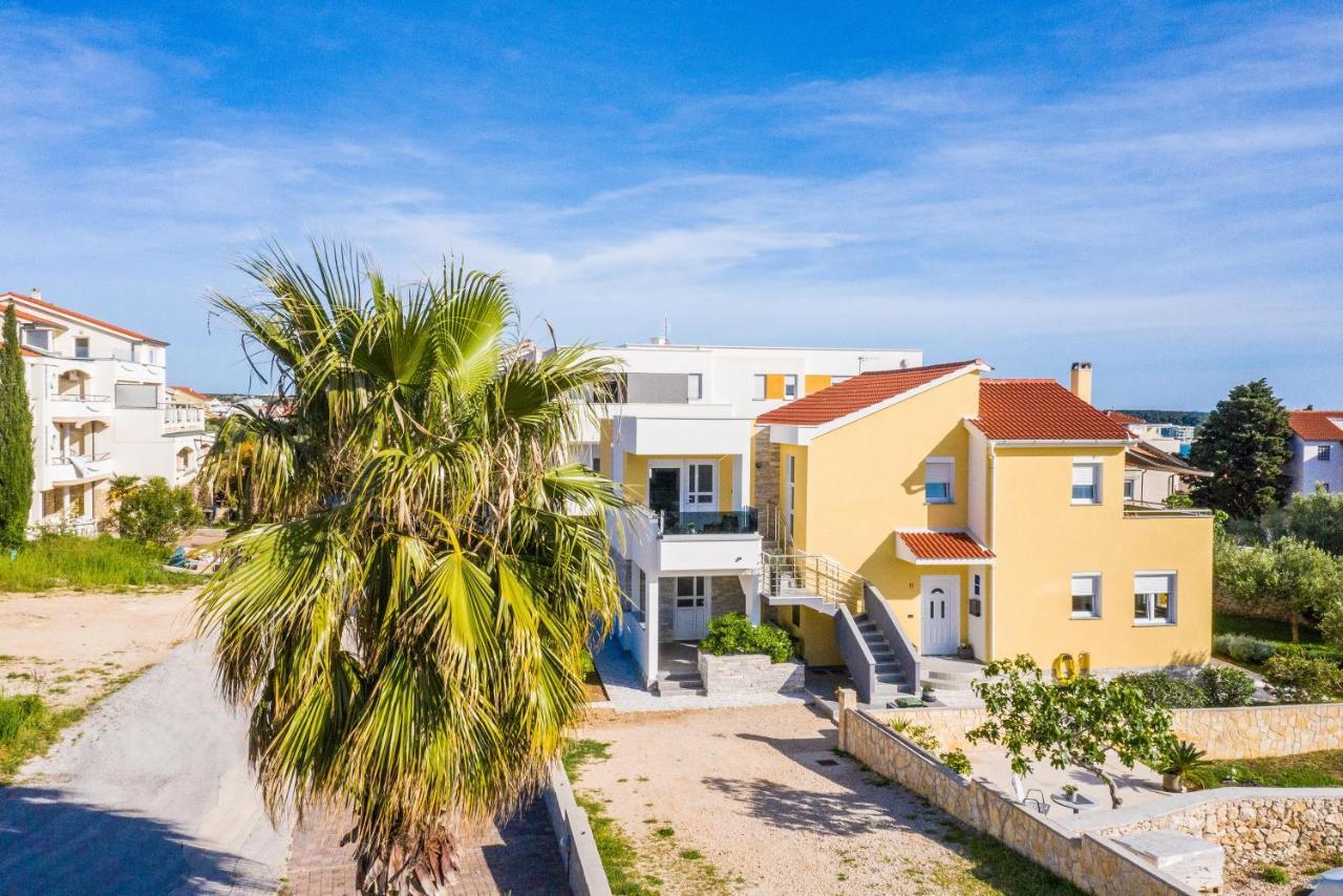 Apartments Yellow نوفاليا المظهر الخارجي الصورة