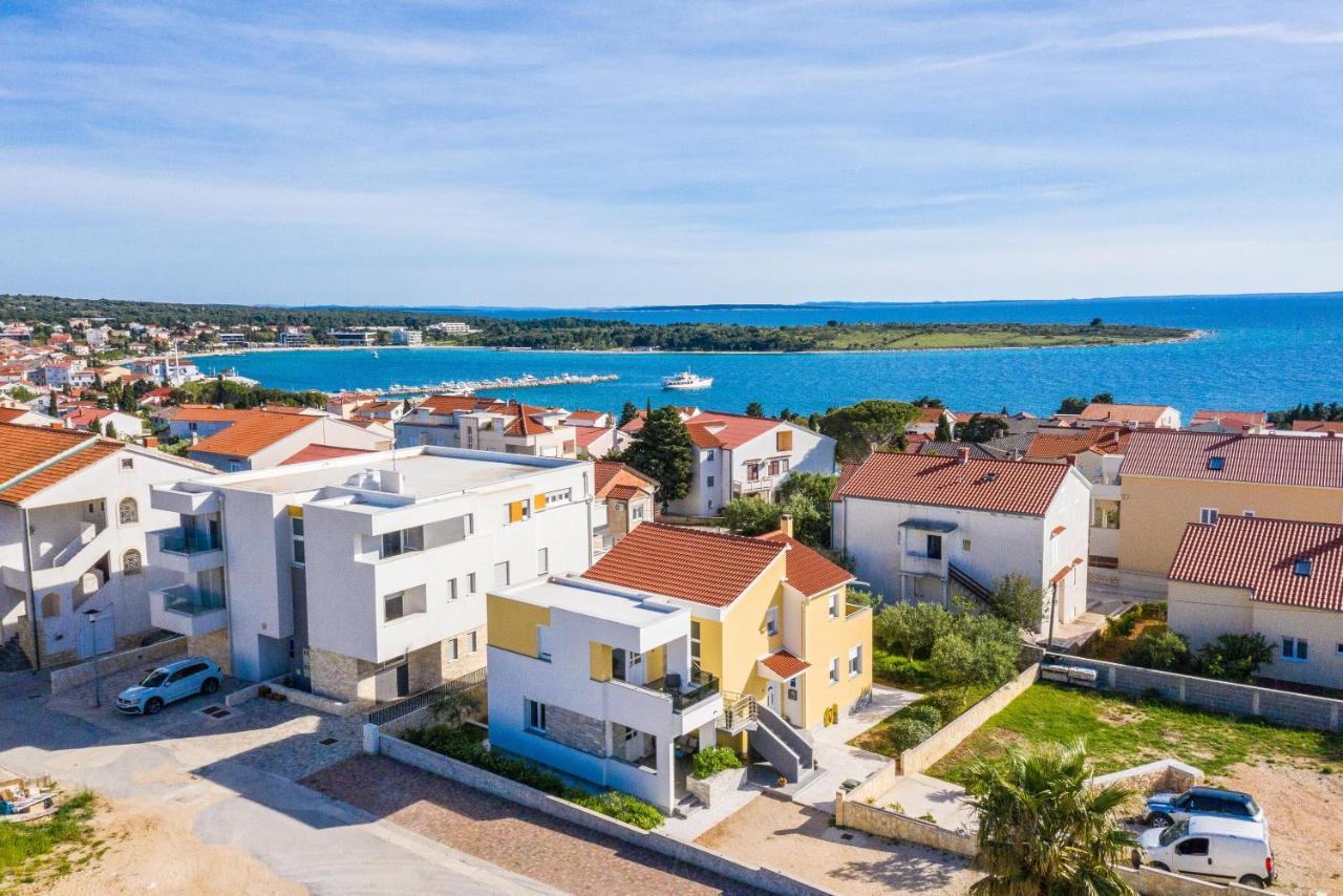 Apartments Yellow نوفاليا المظهر الخارجي الصورة