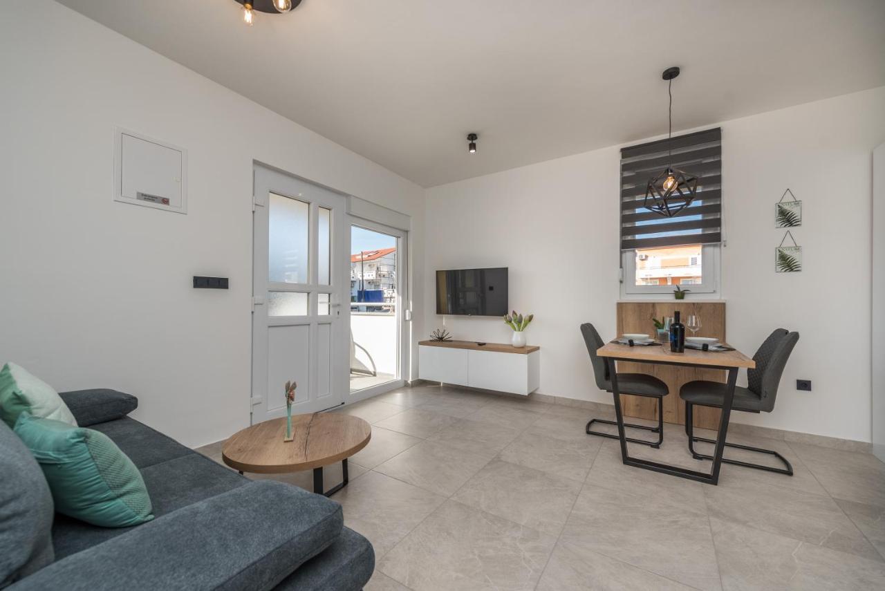 Apartments Yellow نوفاليا المظهر الخارجي الصورة