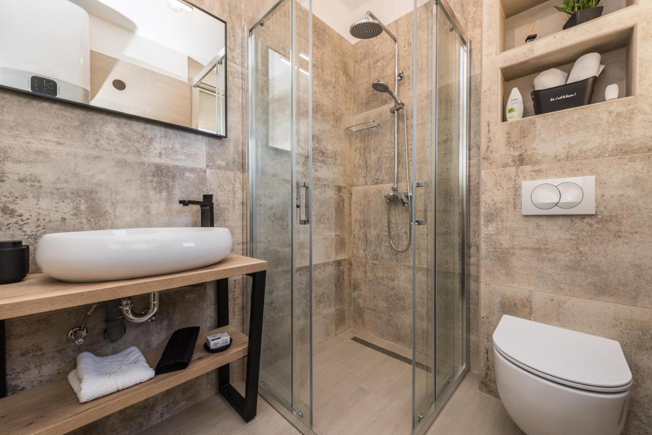Apartments Yellow نوفاليا المظهر الخارجي الصورة