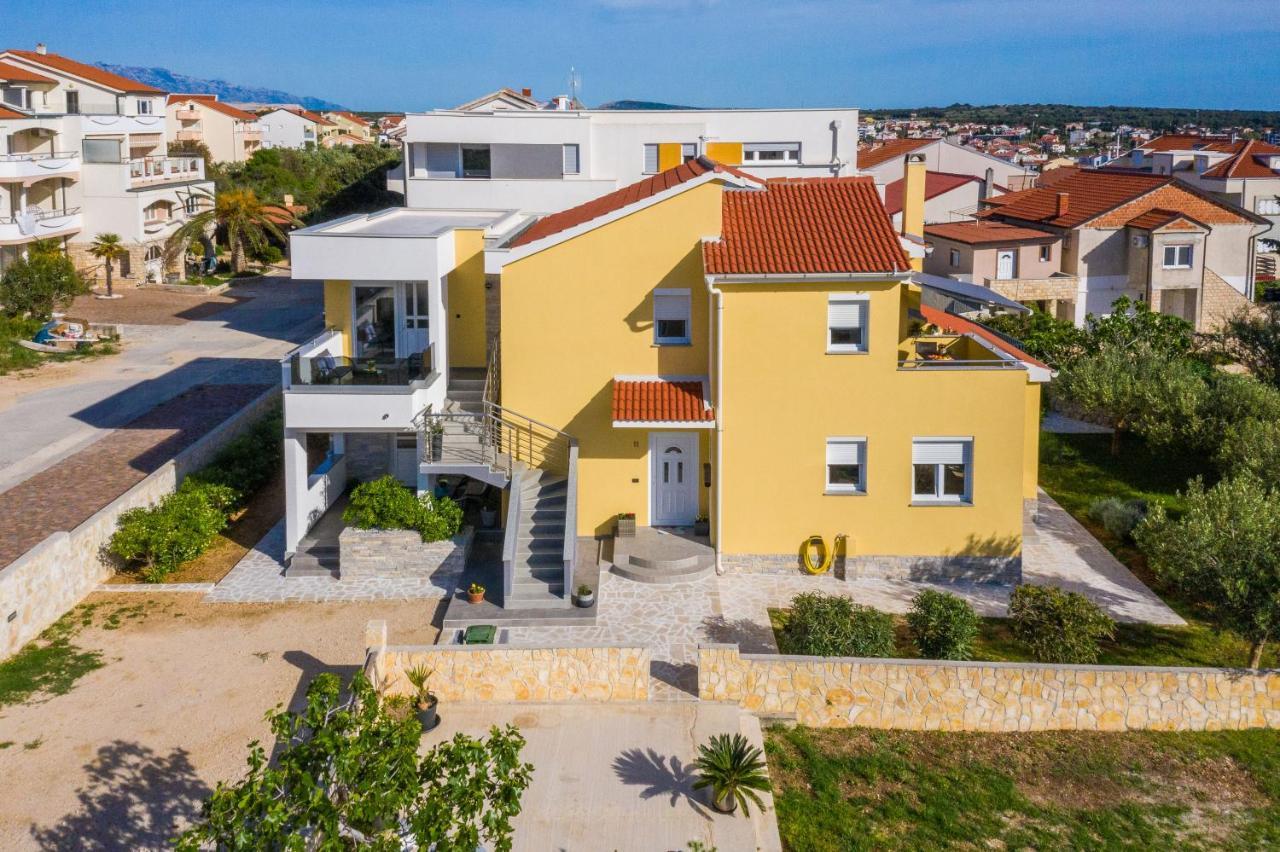 Apartments Yellow نوفاليا المظهر الخارجي الصورة