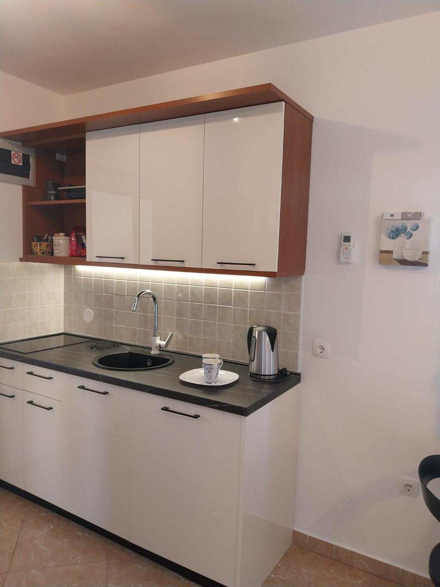 Apartments Yellow نوفاليا المظهر الخارجي الصورة