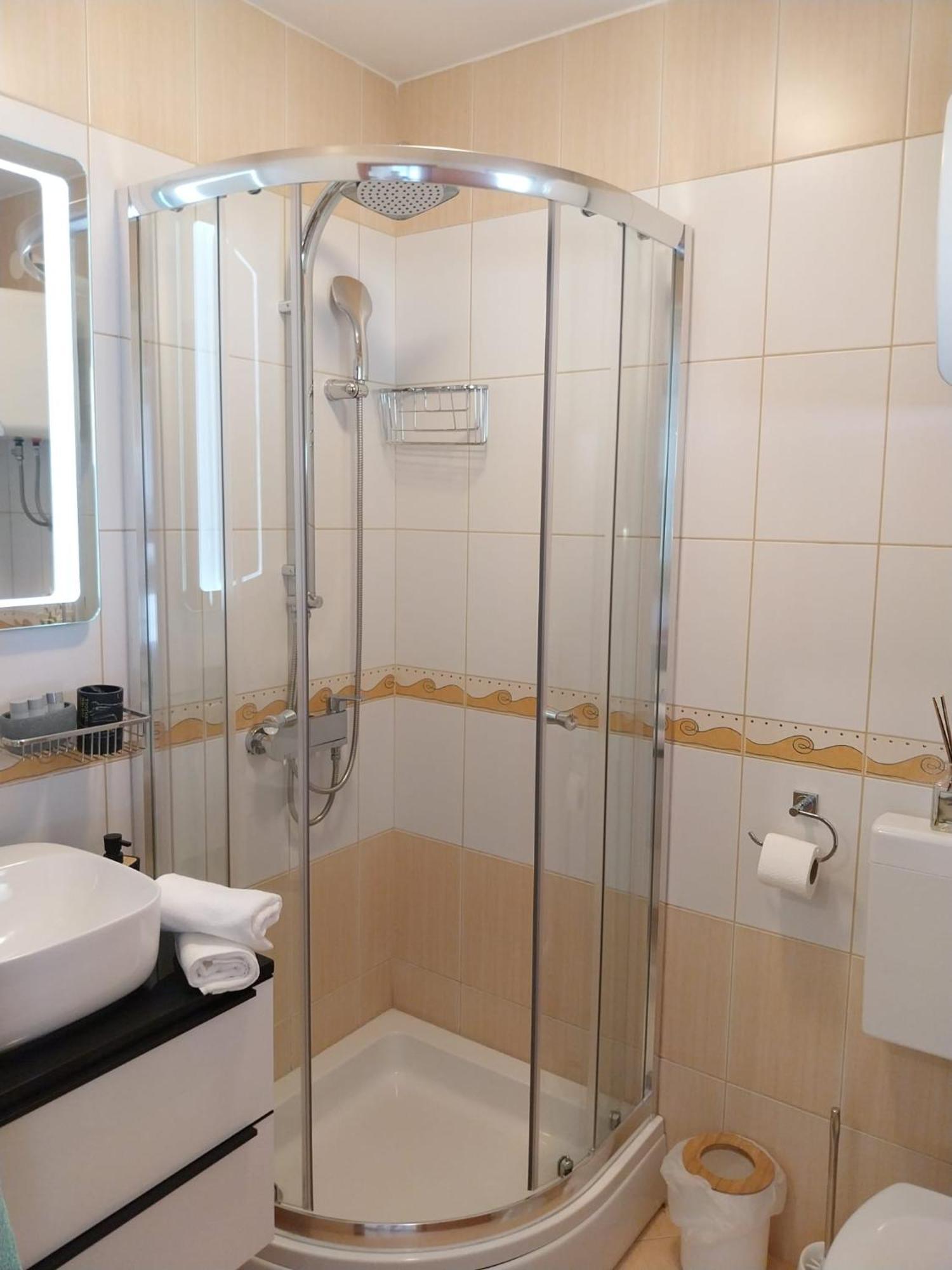 Apartments Yellow نوفاليا المظهر الخارجي الصورة
